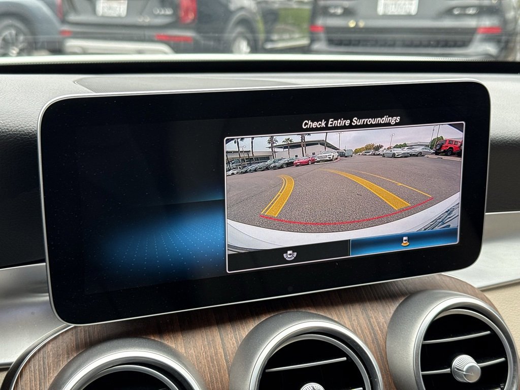 Used 2020 Mercedes-Benz C 300 Sedan image 5