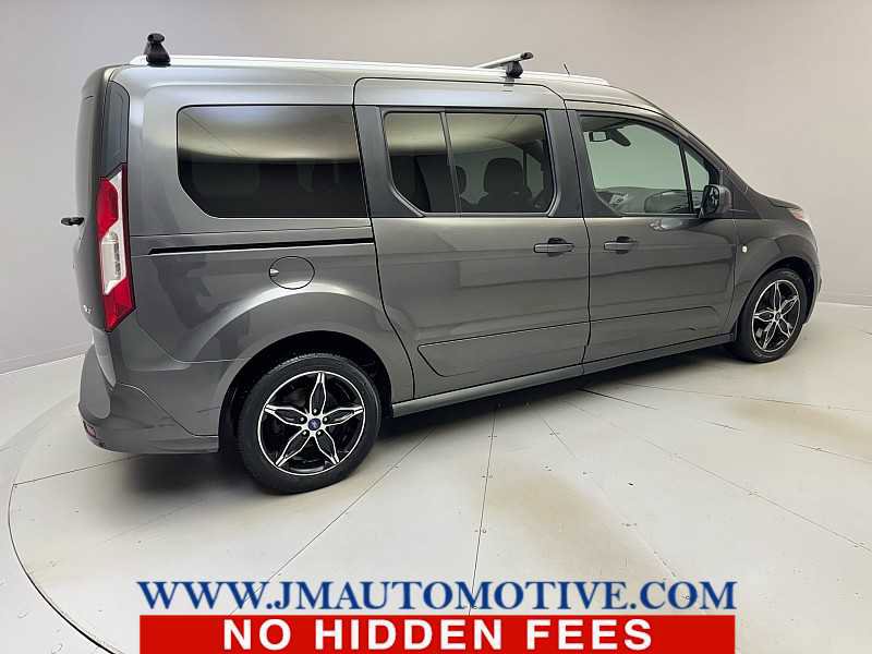 Used 2017 Ford Transit Connect XLT image 5