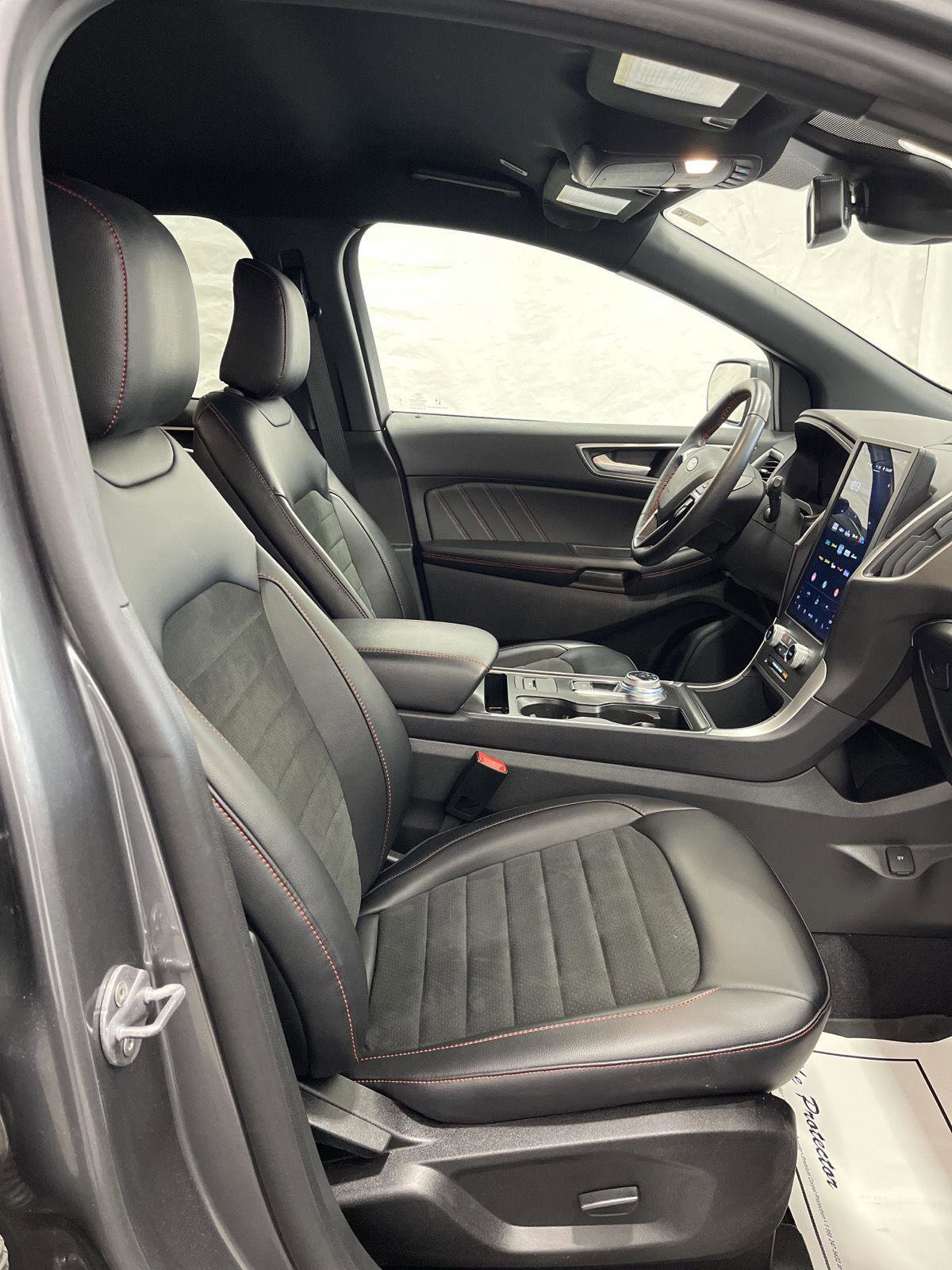 Used 2024 Ford Edge ST-Line image 10