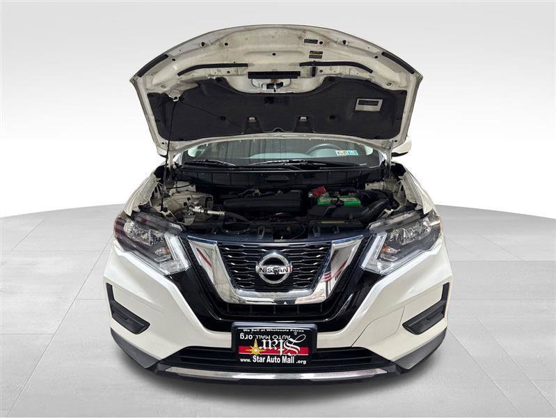 Used 2017 Nissan Rogue S AWD/4WD image 11