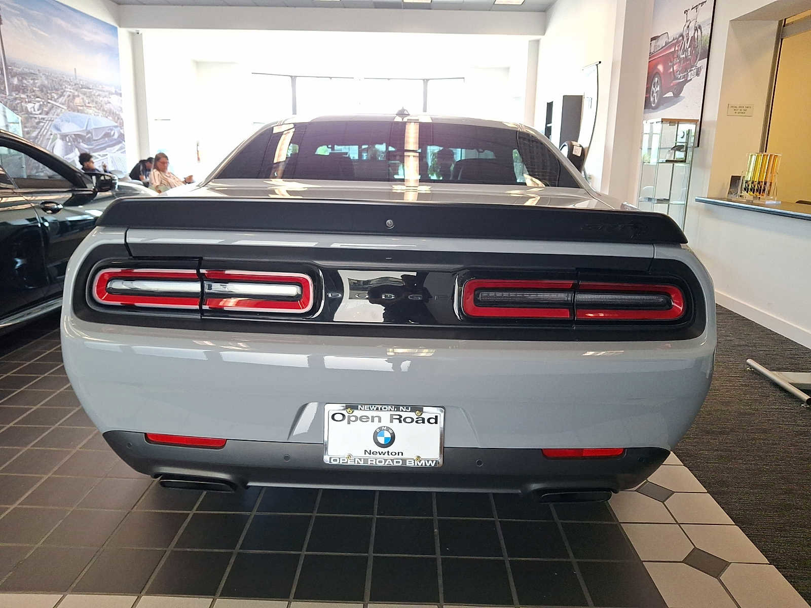 Used 2022 Dodge Challenger SRT Hellcat Redeye RWD image 5