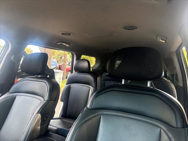 Used 2024 Kia EV9 Light Long Range RWD image 15
