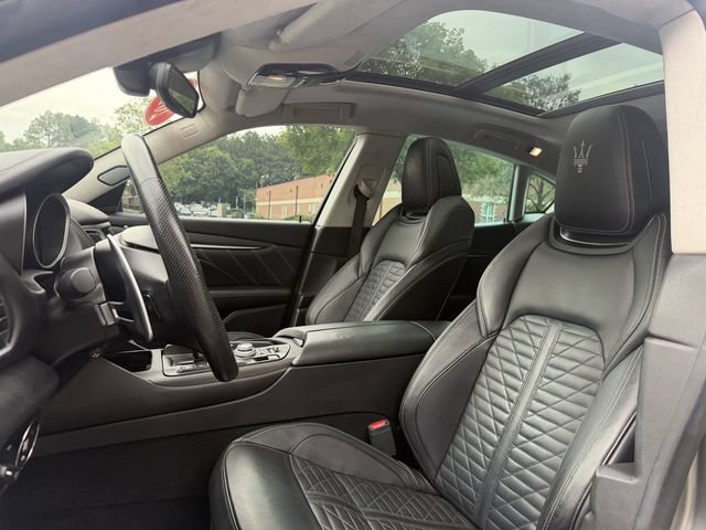 Used 2019 Maserati Levante GTS AWD/4WD image 16