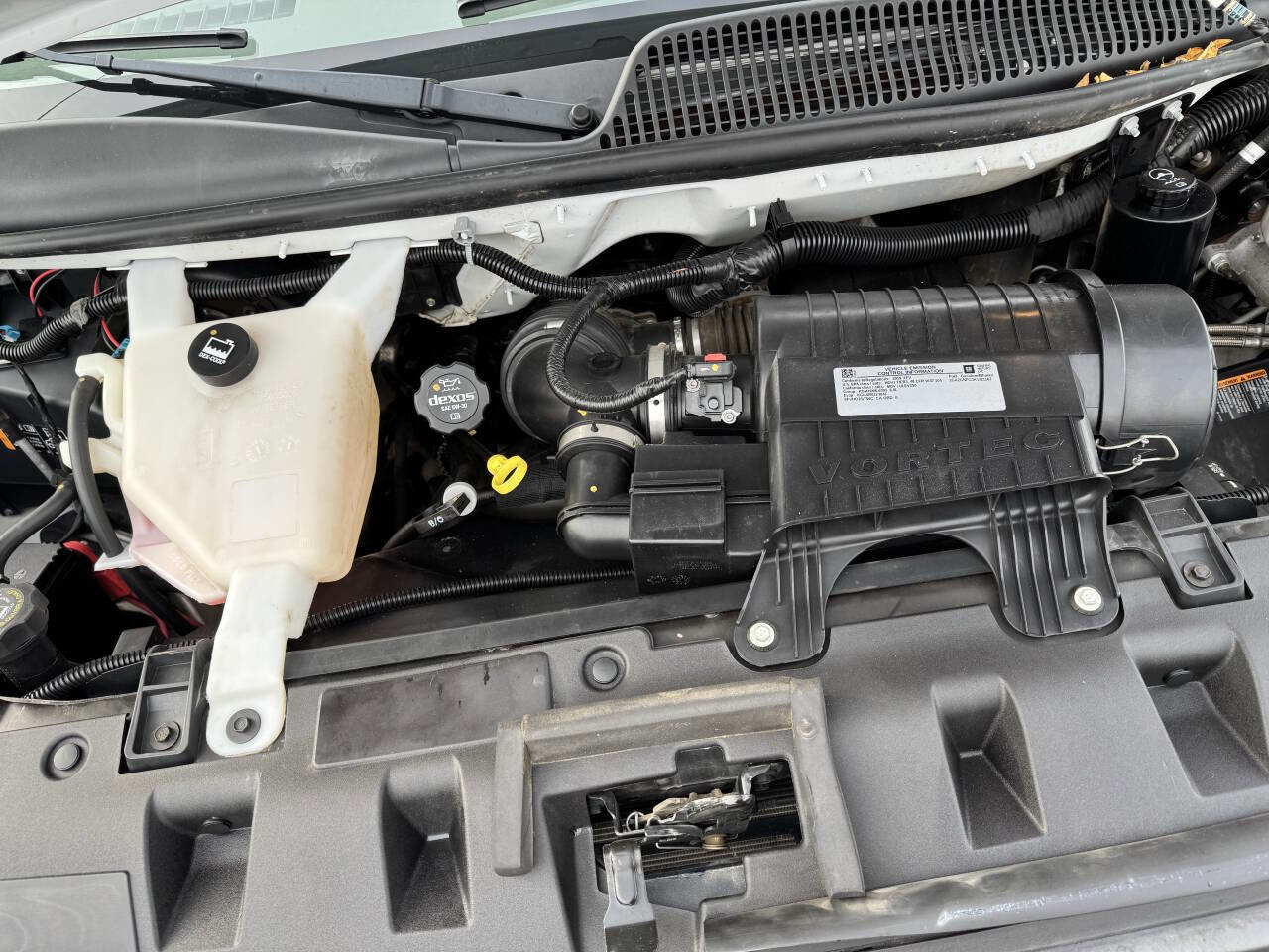 Used 2019 Chevrolet Express 3500 LS RWD image 15