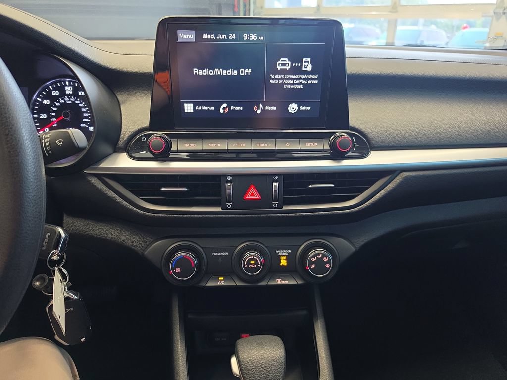 Certified 2024 Kia Forte LXS w/ LXS Technology Package FWD image 26