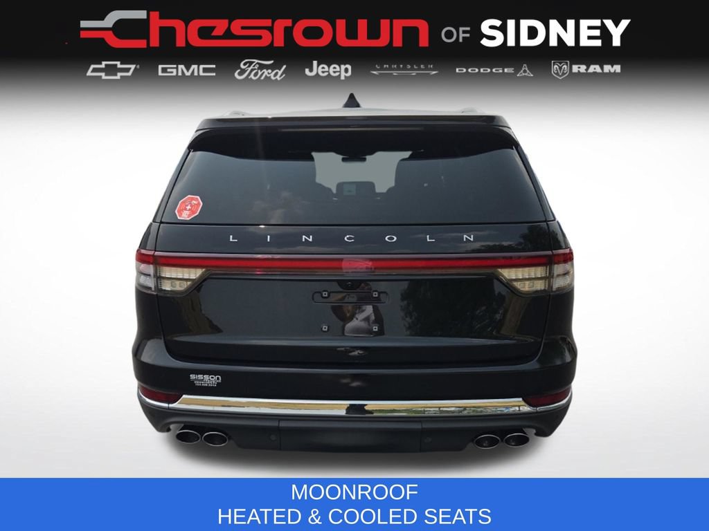 Used 2025 Lincoln Aviator Reserve AWD/4WD image 6