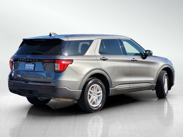 Used 2026 Ford Explorer Active AWD/4WD image 4