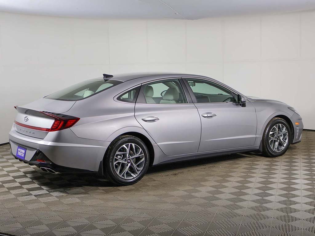 Certified 2023 Hyundai Sonata SEL w/ Cargo Package image 9
