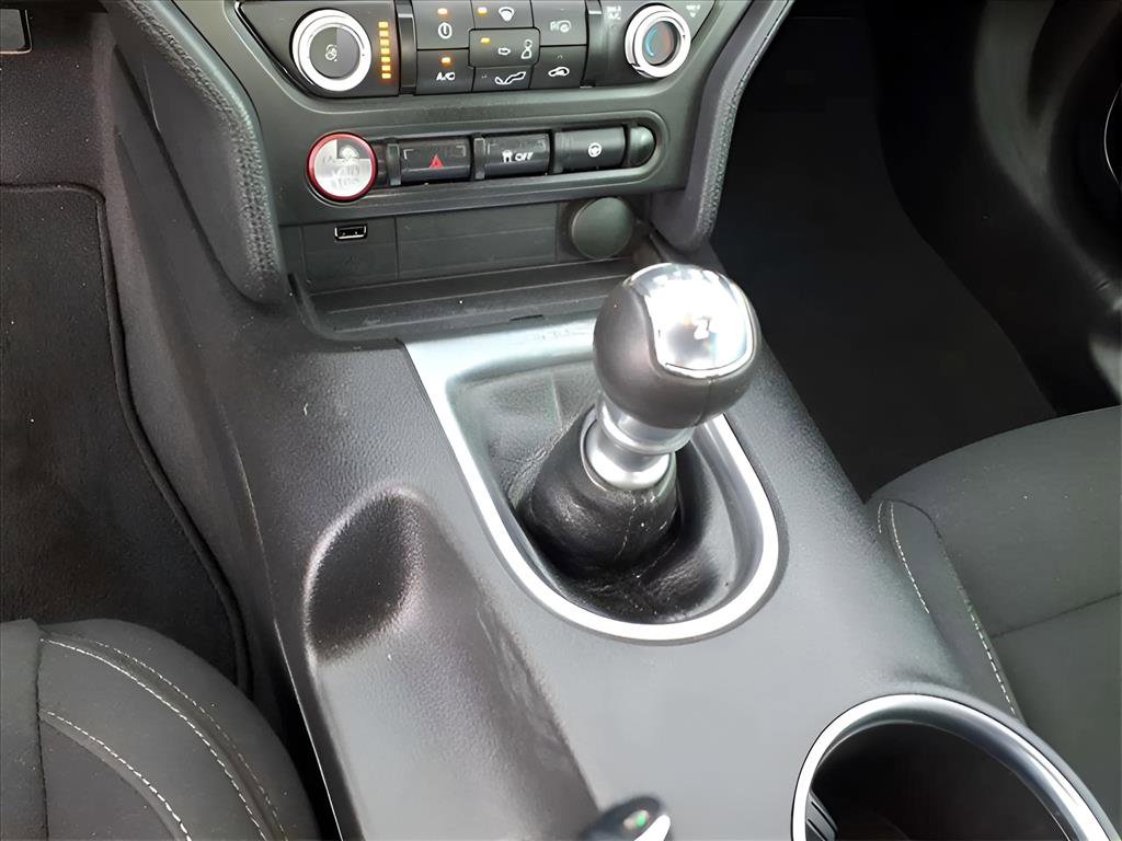 Used 2022 Ford Mustang Coupe image 17