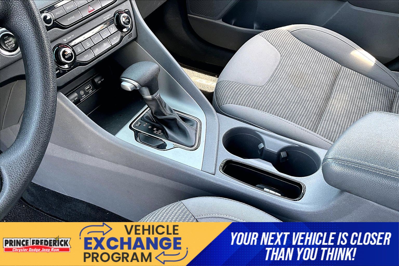 Used 2017 Kia Niro LX image 14