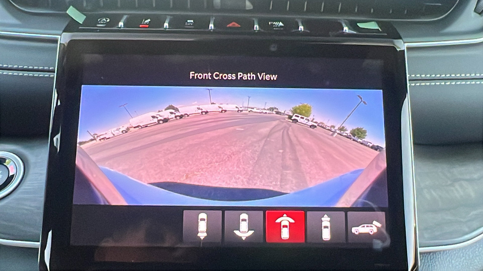 New 2025 Jeep Grand Cherokee L Limited w/ Luxury Tech Group II image 26