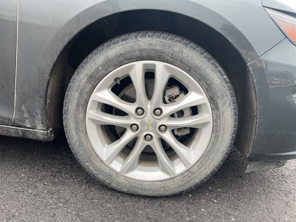 Used 2016 Chevrolet Malibu LT image 12