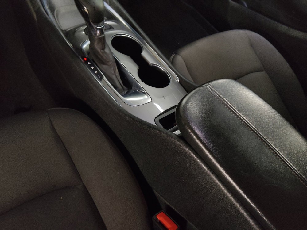 Used 2021 Chevrolet Malibu LT FWD image 26