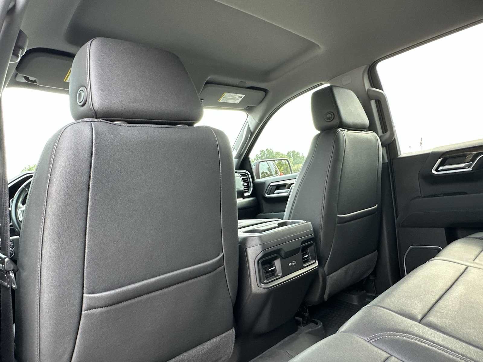 Certified 2022 Chevrolet Silverado 1500 LT Trail Boss w/ LT Trail Boss Premium Package AWD/4WD image 19