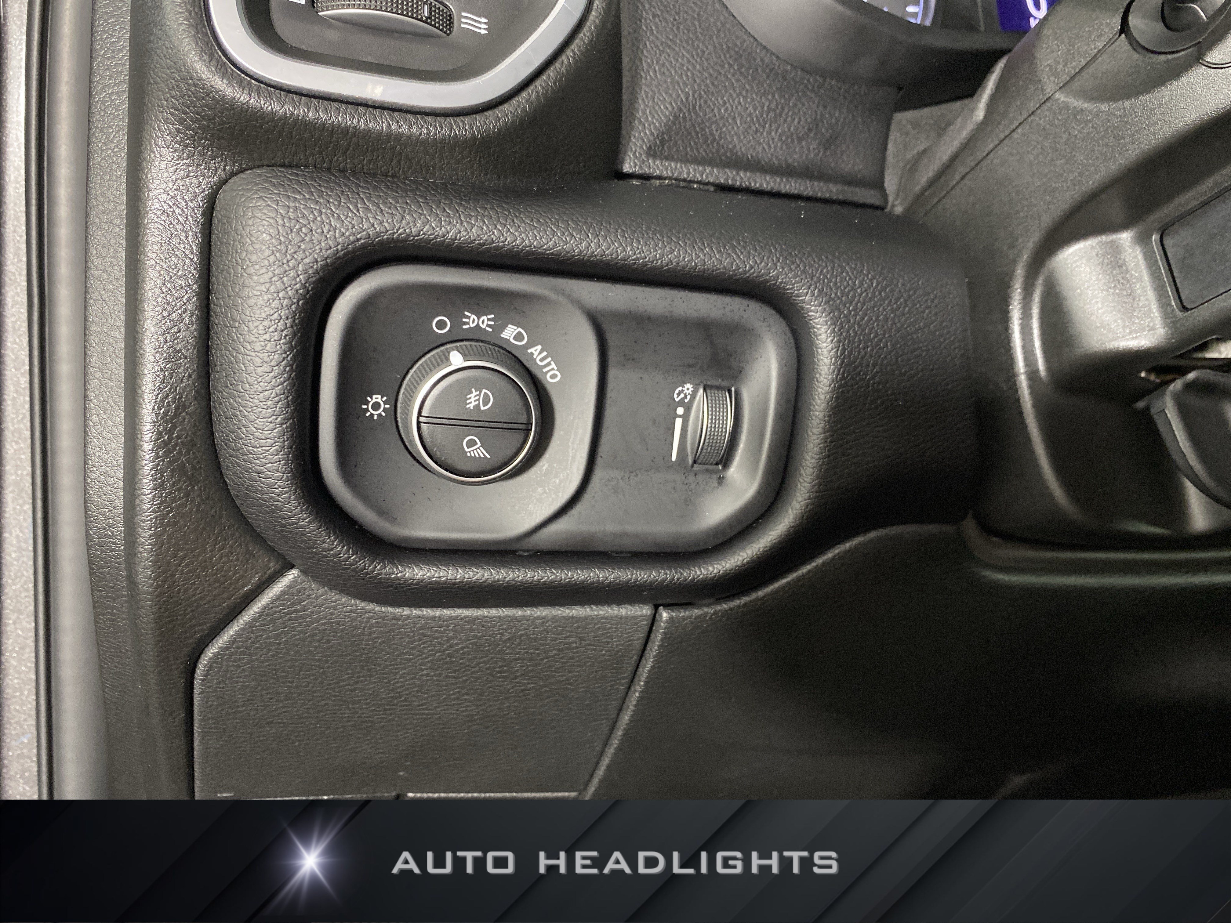 Used 2025 RAM 2500 Big Horn AWD/4WD image 24