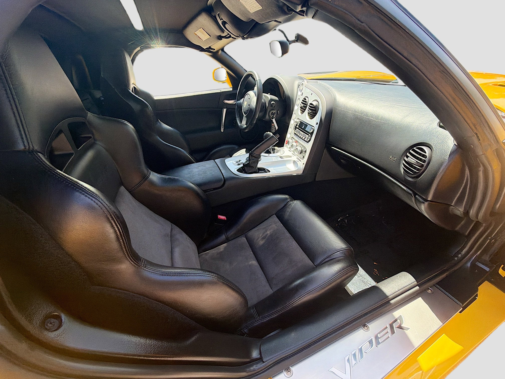 Used 2005 Dodge Viper SRT-10 image 21