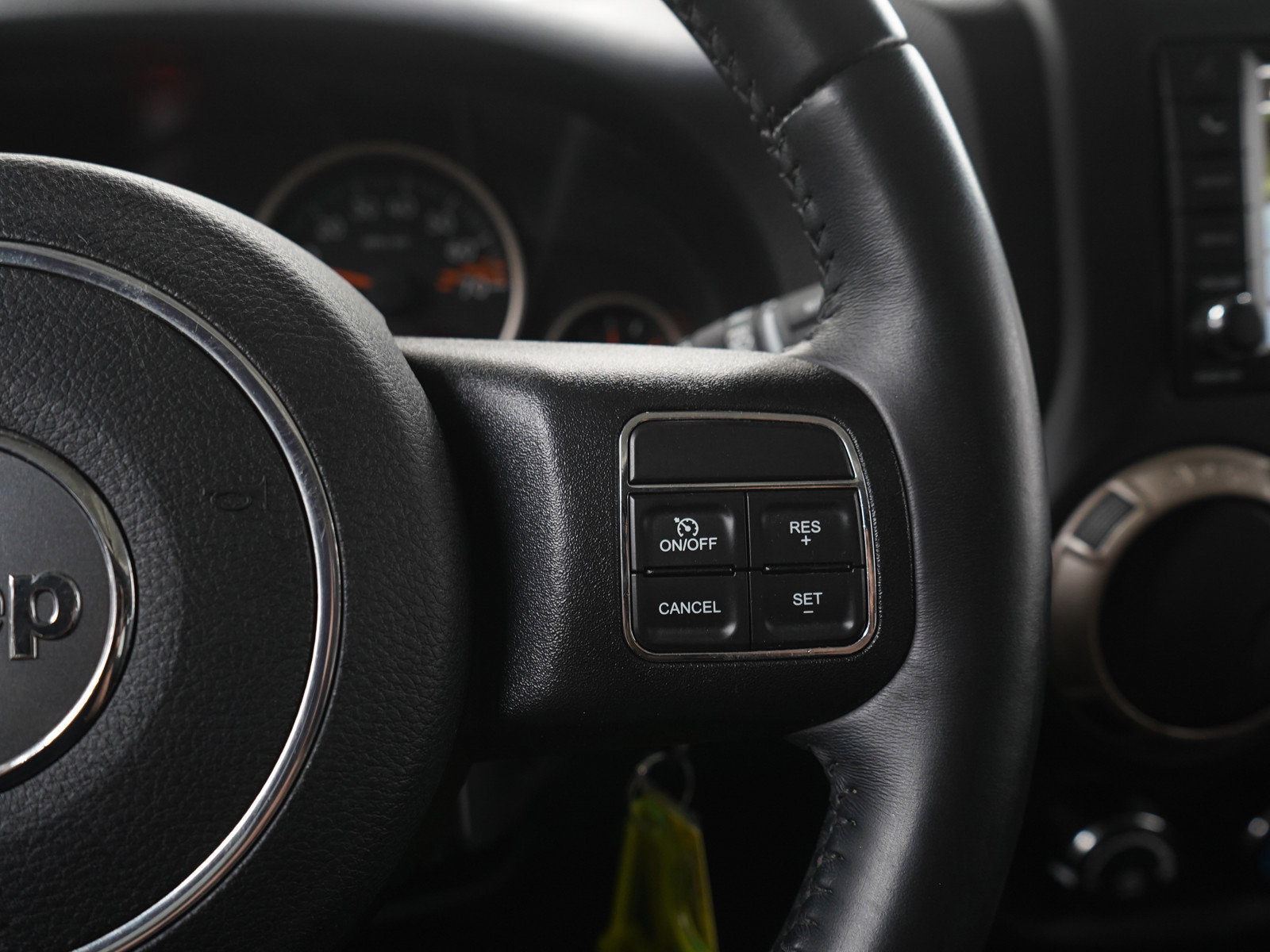 Used 2016 Jeep Wrangler Unlimited Sahara image 25