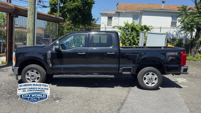 Used 2026 Ford F250 XLT AWD/4WD image 2