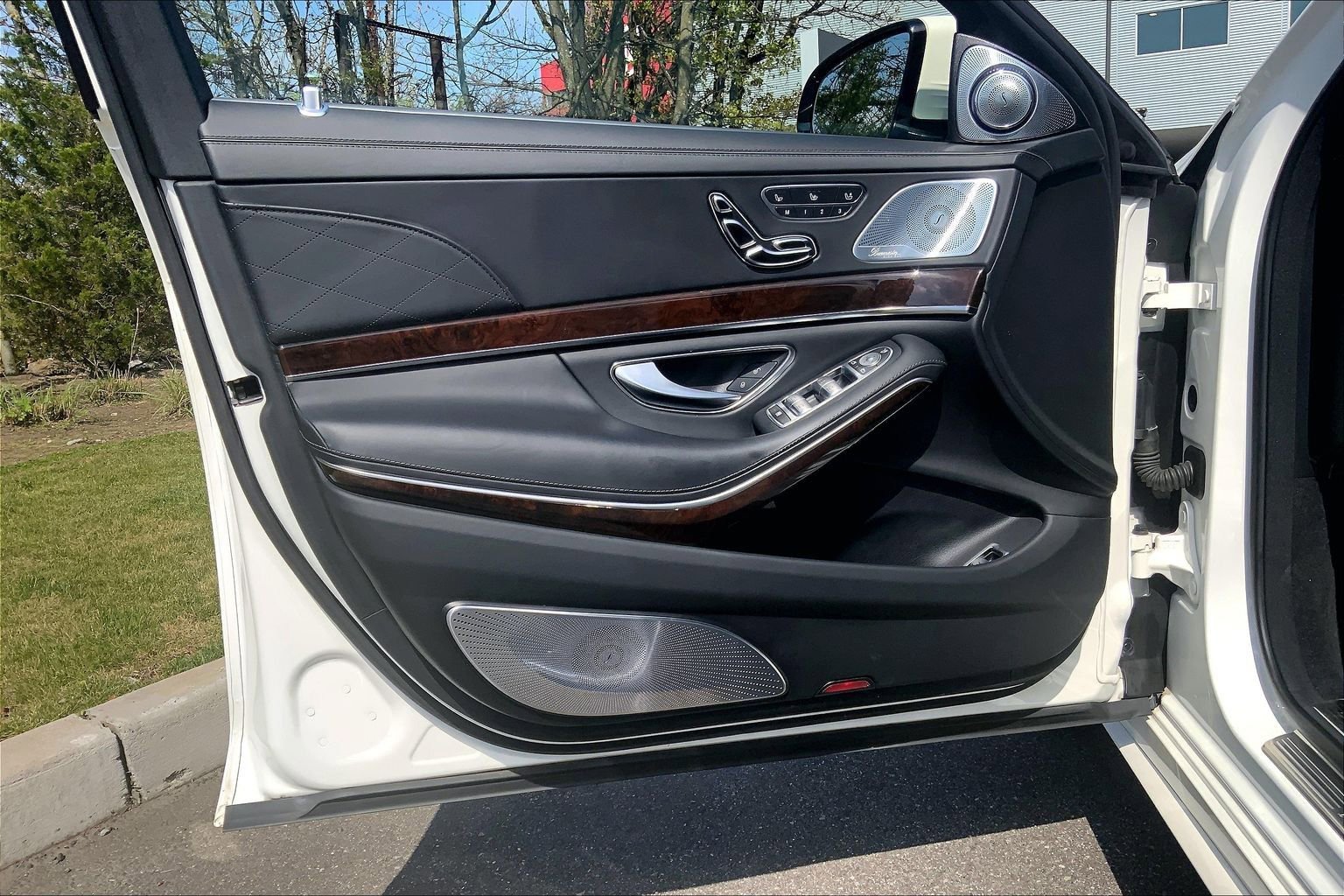 Used 2018 Mercedes-Benz S 560 4MATIC Sedan image 21