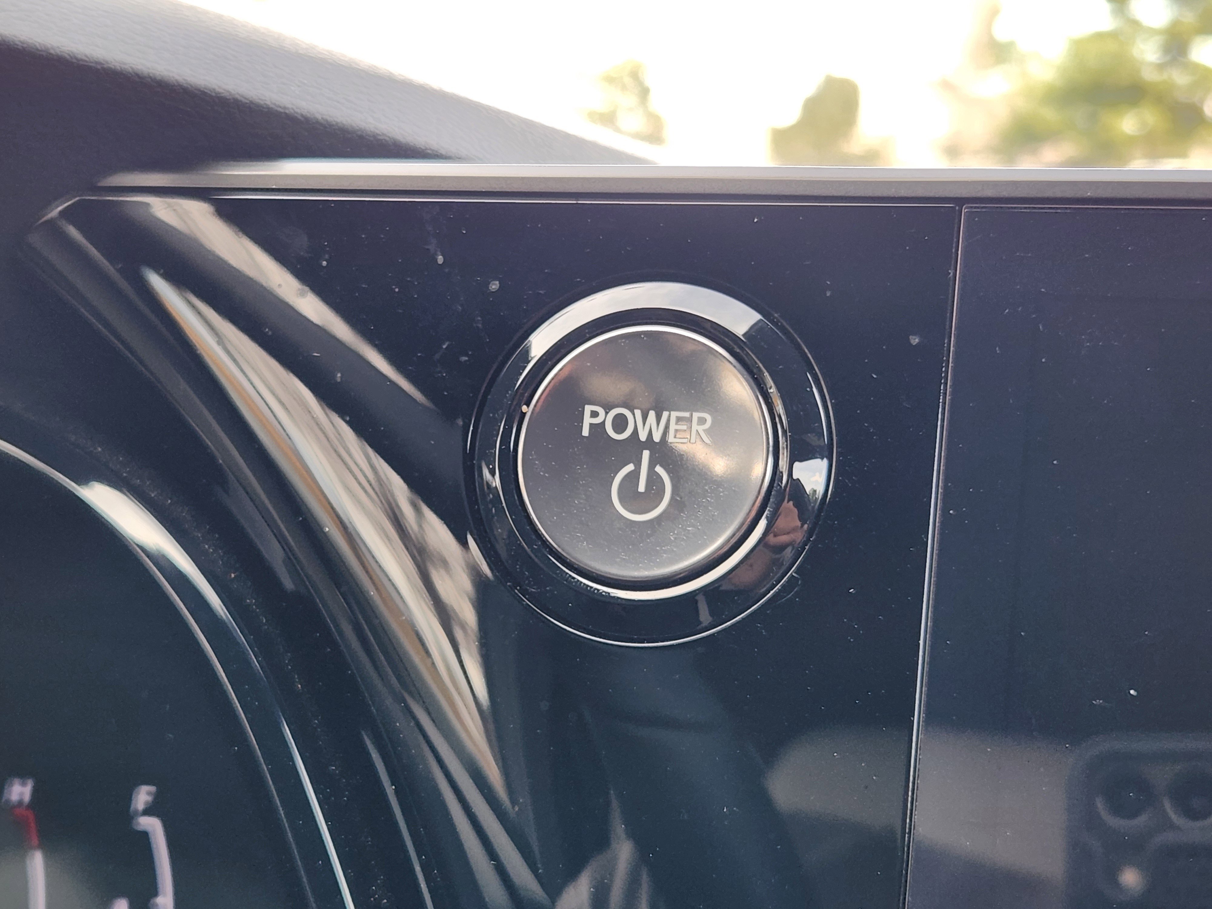 Used 2023 Lexus RX 350h w/ Cold Area Package image 34