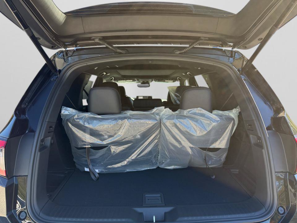 New 2026 Honda Pilot Black Edition image 15