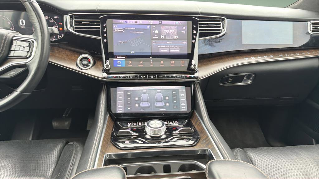 Used 2022 Jeep Grand Wagoneer Series II w/ Convenience Group III image 19