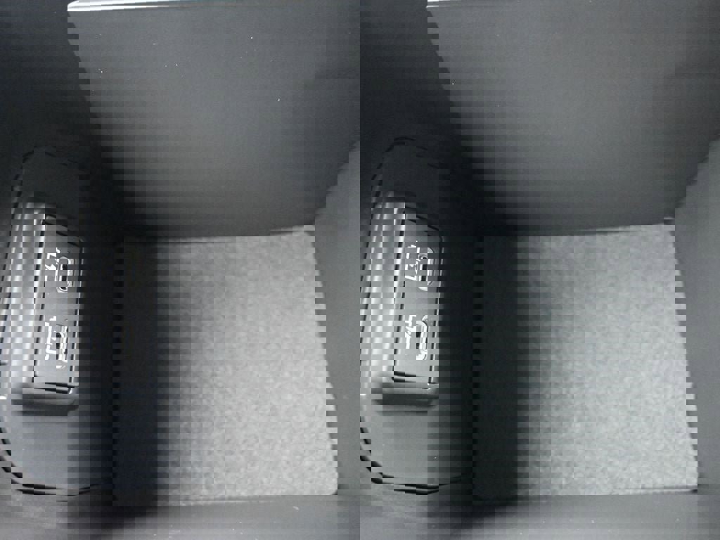 New 2025 Toyota RAV4 XLE Premium w/ Weather Package image 38