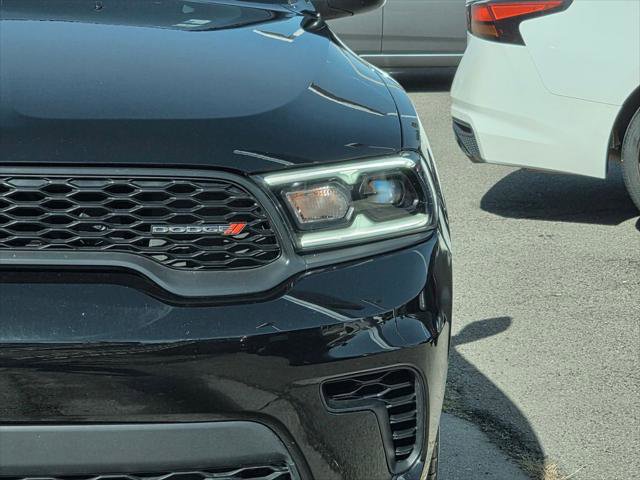 Certified 2025 Dodge Durango GT image 3