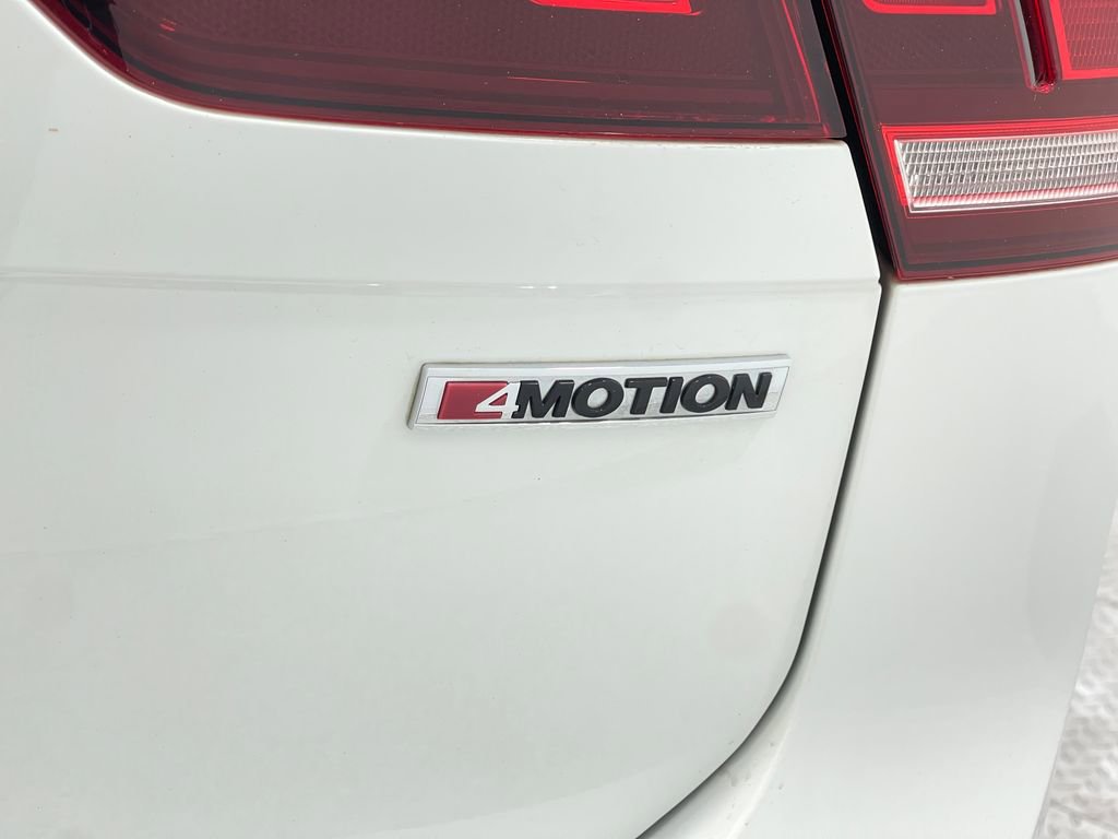 Used 2021 Volkswagen Tiguan S image 40