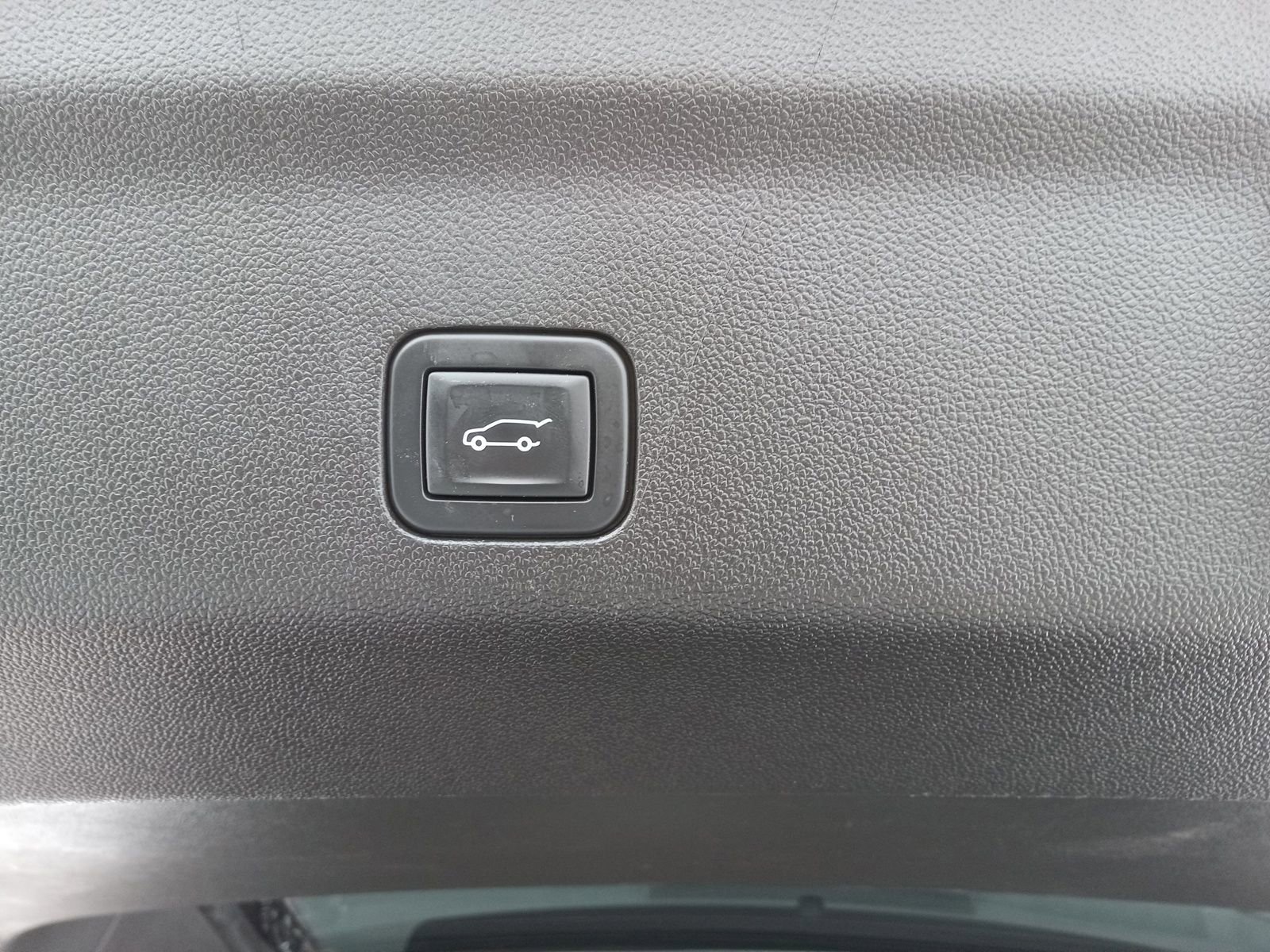 Used 2021 GMC Yukon SLT w/ SLT Luxury Package image 29