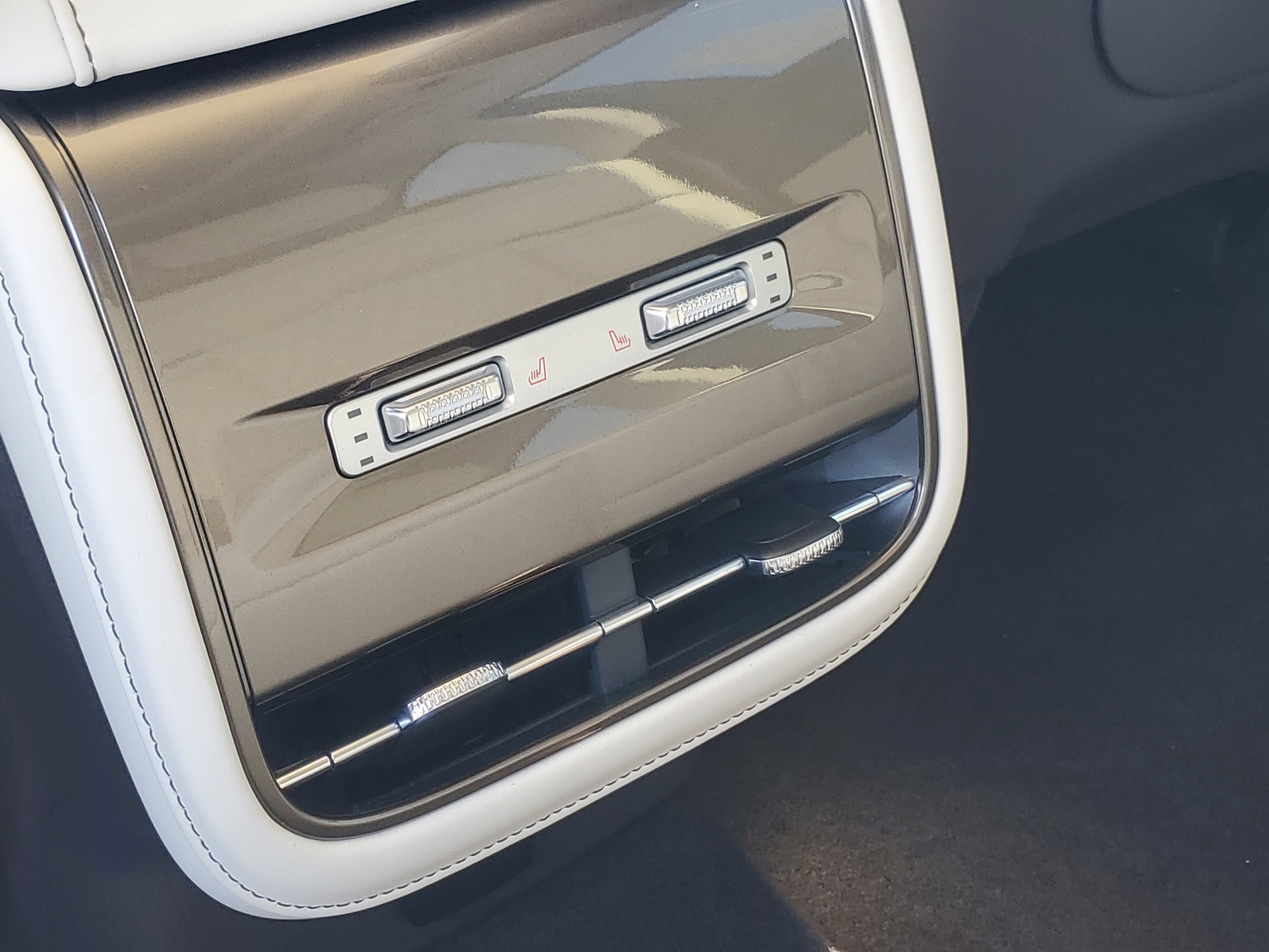 New 2026 Lincoln Nautilus Black Label AWD/4WD image 28
