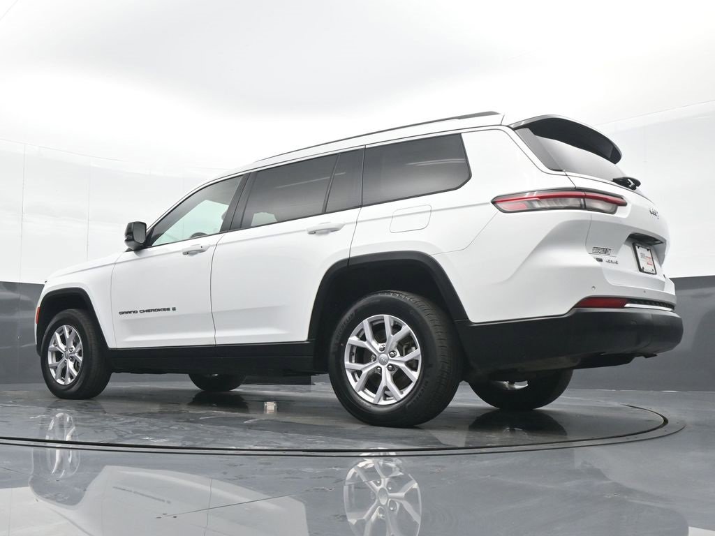 Used 2022 Jeep Grand Cherokee L Limited image 19
