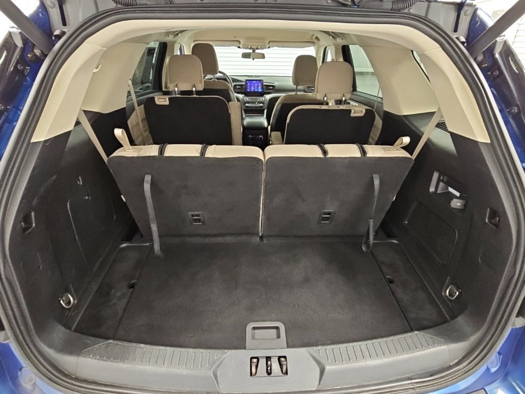 Used 2020 Ford Explorer XLT RWD image 34