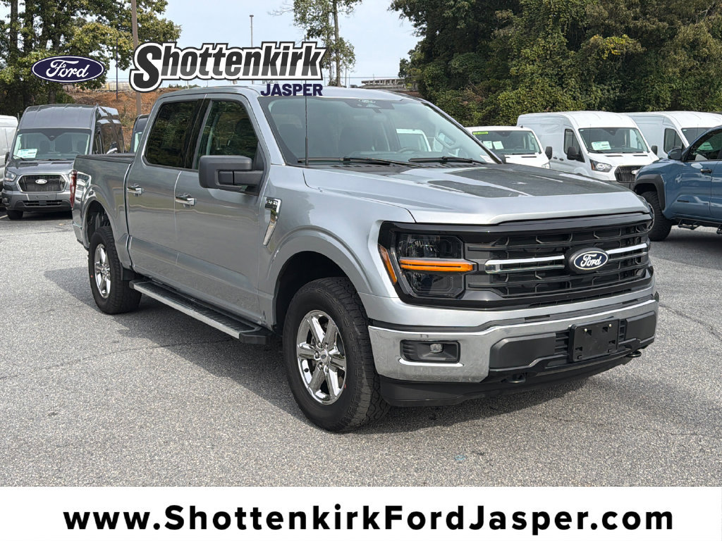 Used 2025 Ford F150 XLT w/ Equipment Group 301A Standard