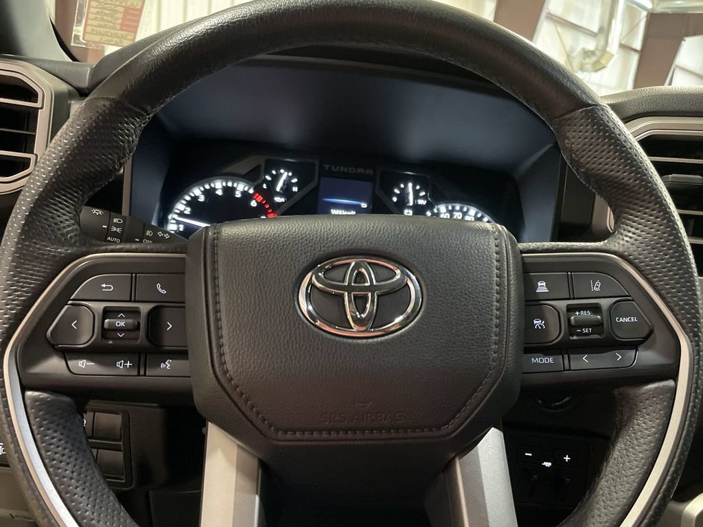 Used 2025 Toyota Tundra SR5 w/ SR5 Premium Package AWD/4WD image 16