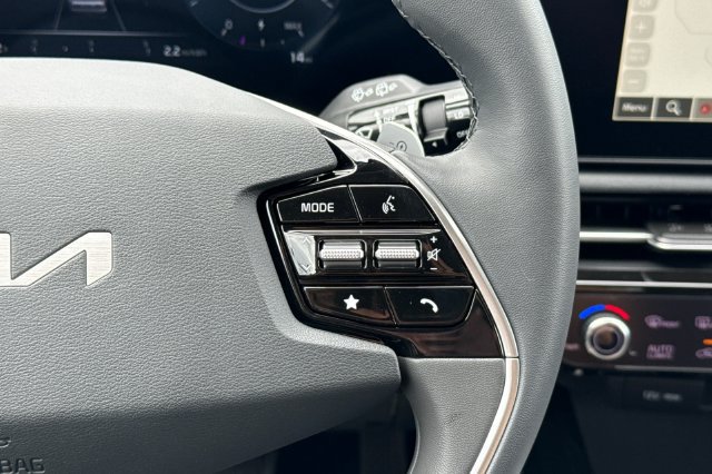 New 2026 Kia Niro Wind FWD image 31