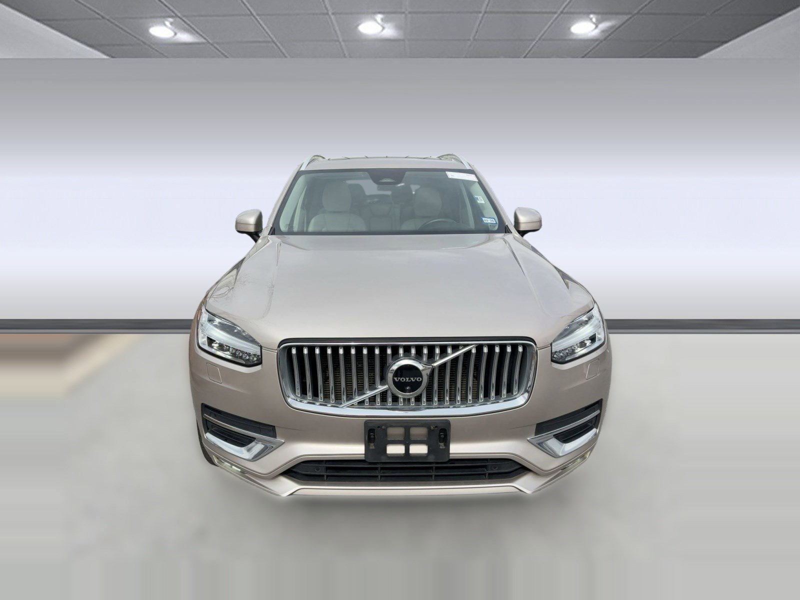 Certified 2023 Volvo XC90 B6 Plus w/ Protection Package image 5