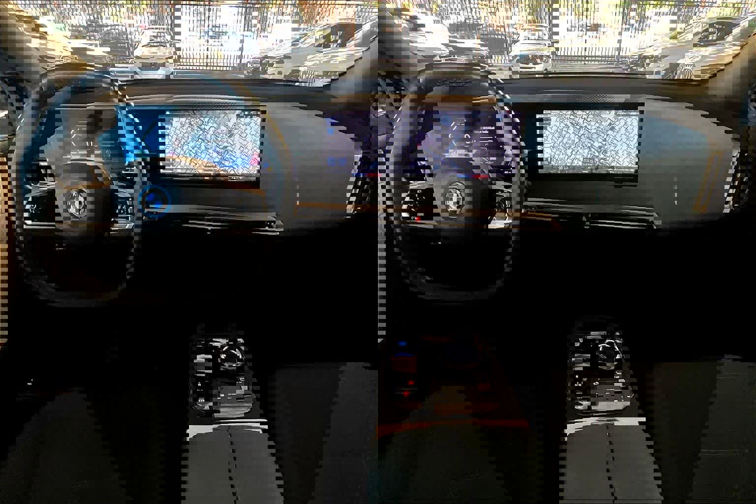 Used 2023 BMW iX xDrive50 w/ Convenience Package image 15