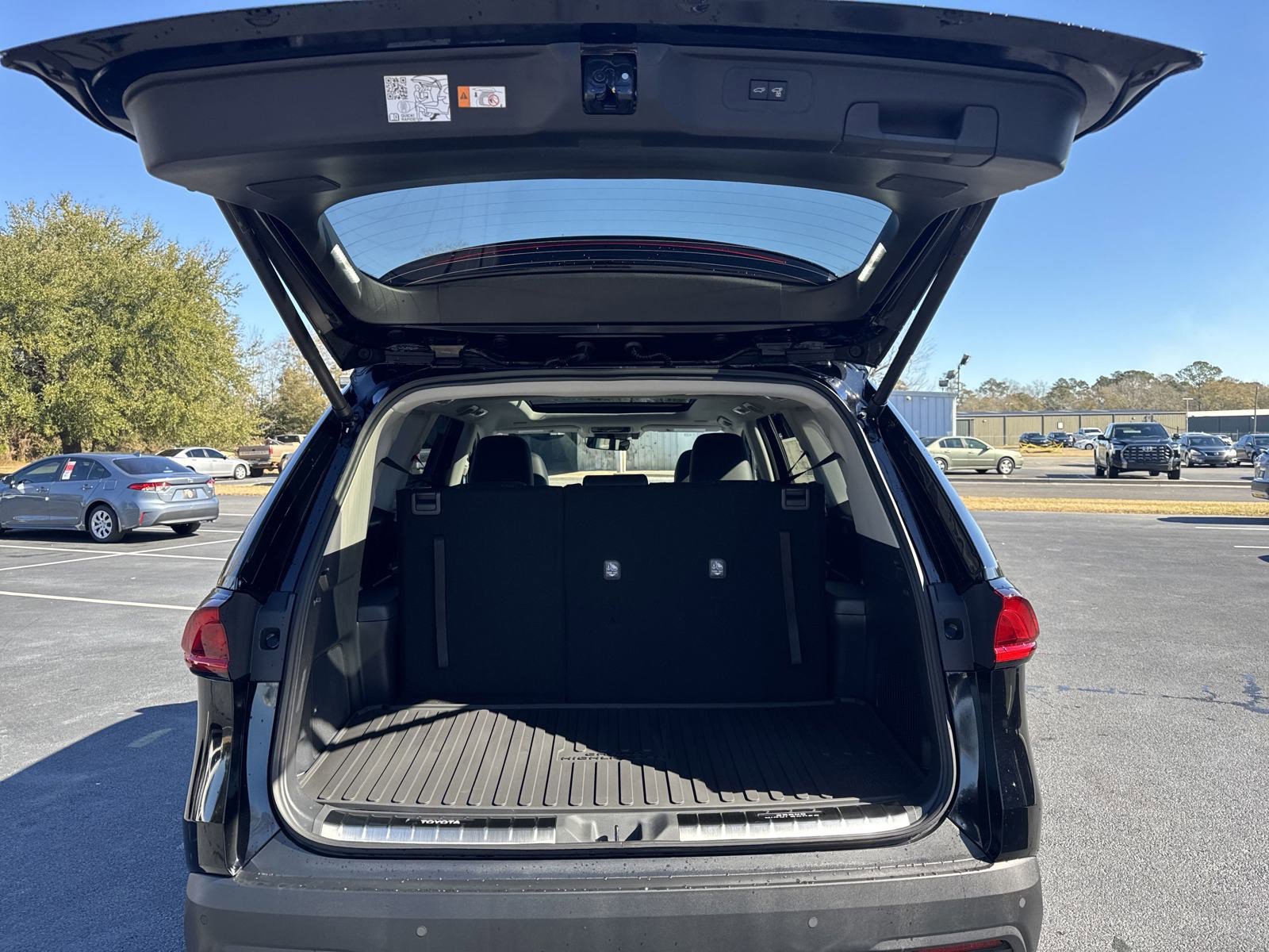 New 2025 Toyota Grand Highlander AWD Hybrid image 42