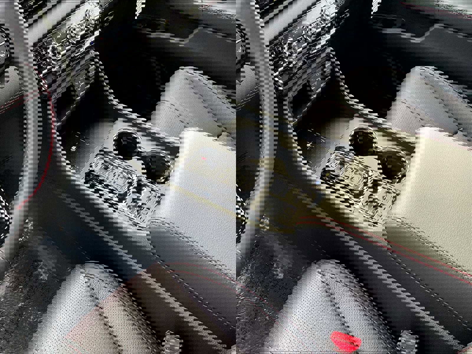 New 2025 Honda Pilot Black Edition image 14