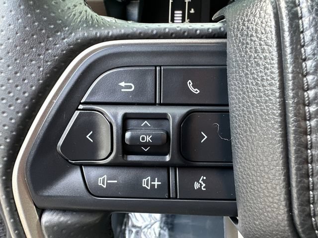 Certified 2025 Toyota 4Runner SR5 AWD/4WD image 34