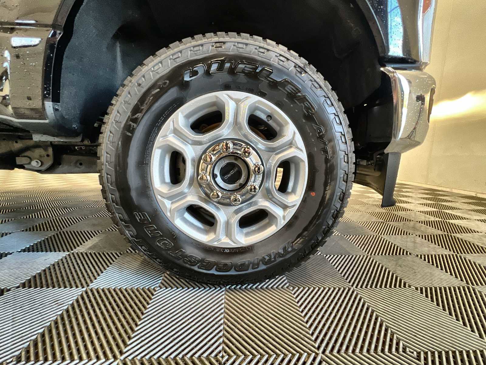 New 2025 Ford F350 XLT w/ 360-Degree Camera Package image 18