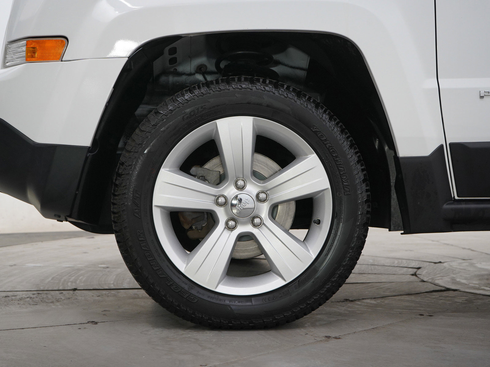 Used 2014 Jeep Patriot Latitude image 26