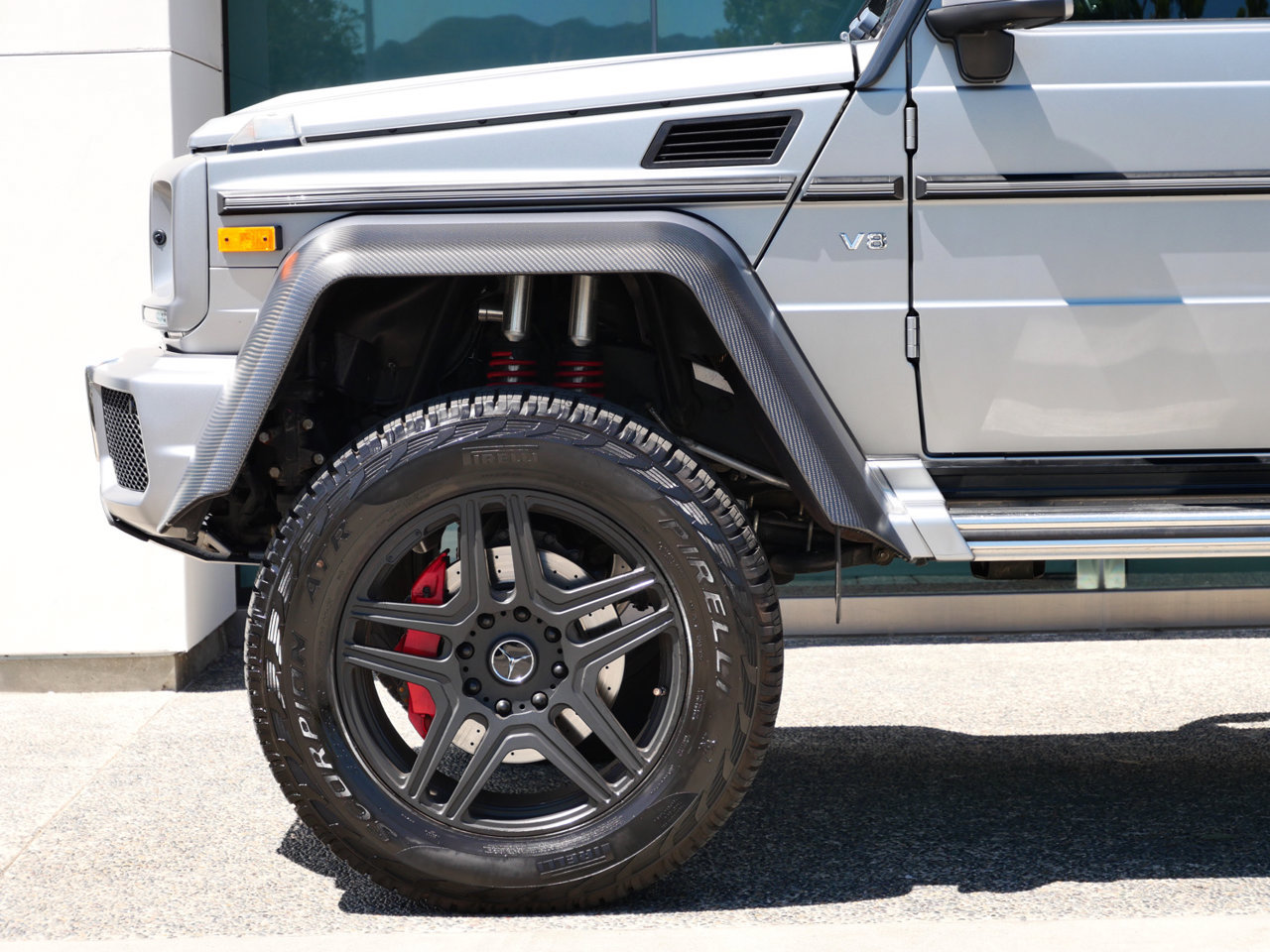 Used 2018 Mercedes-Benz G 550 Squared image 11