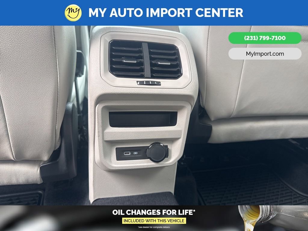 Used 2022 Volkswagen Tiguan SE image 27