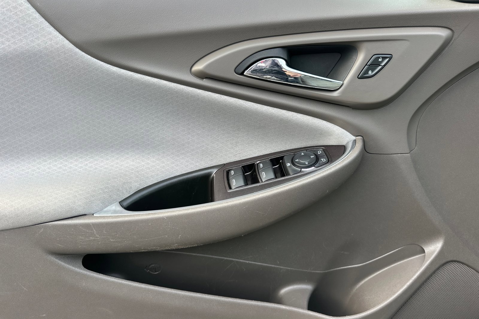 Used 2021 Chevrolet Malibu LT image 10