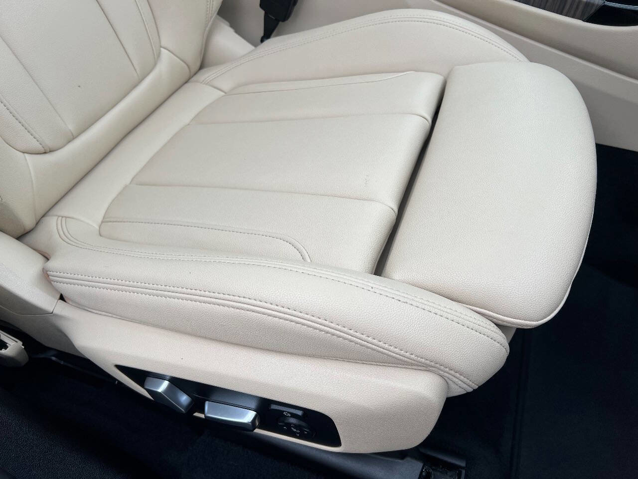 Used 2018 BMW X3 xDrive30i w/ Convenience Package image 28