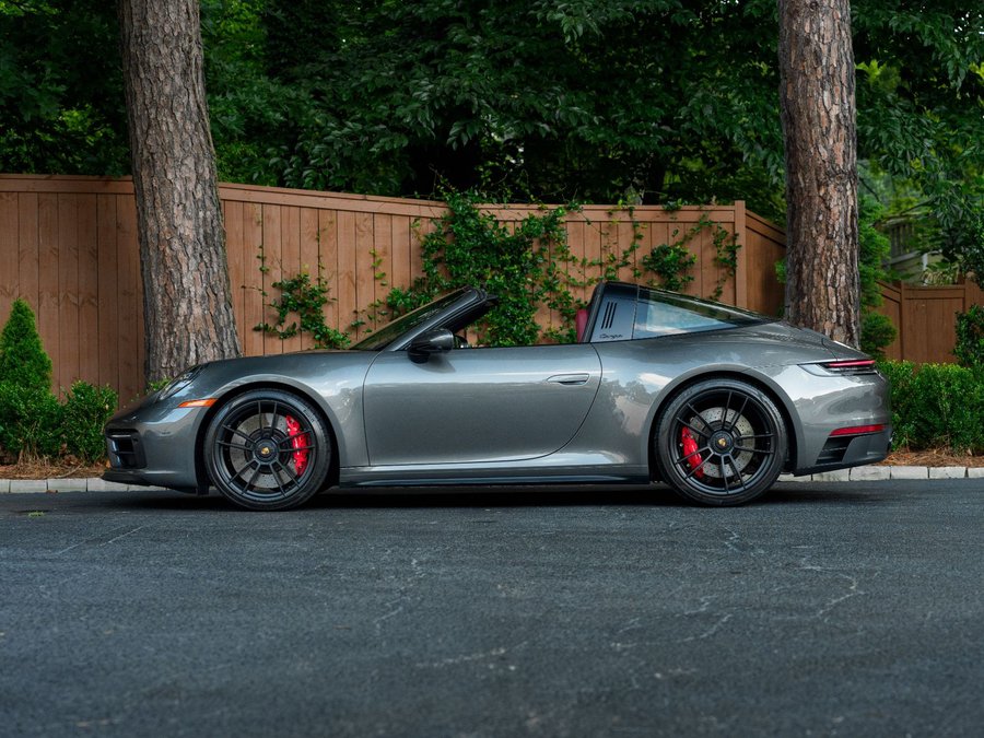 Used 2024 Porsche 911 Targa 4 GTS AWD/4WD image 3