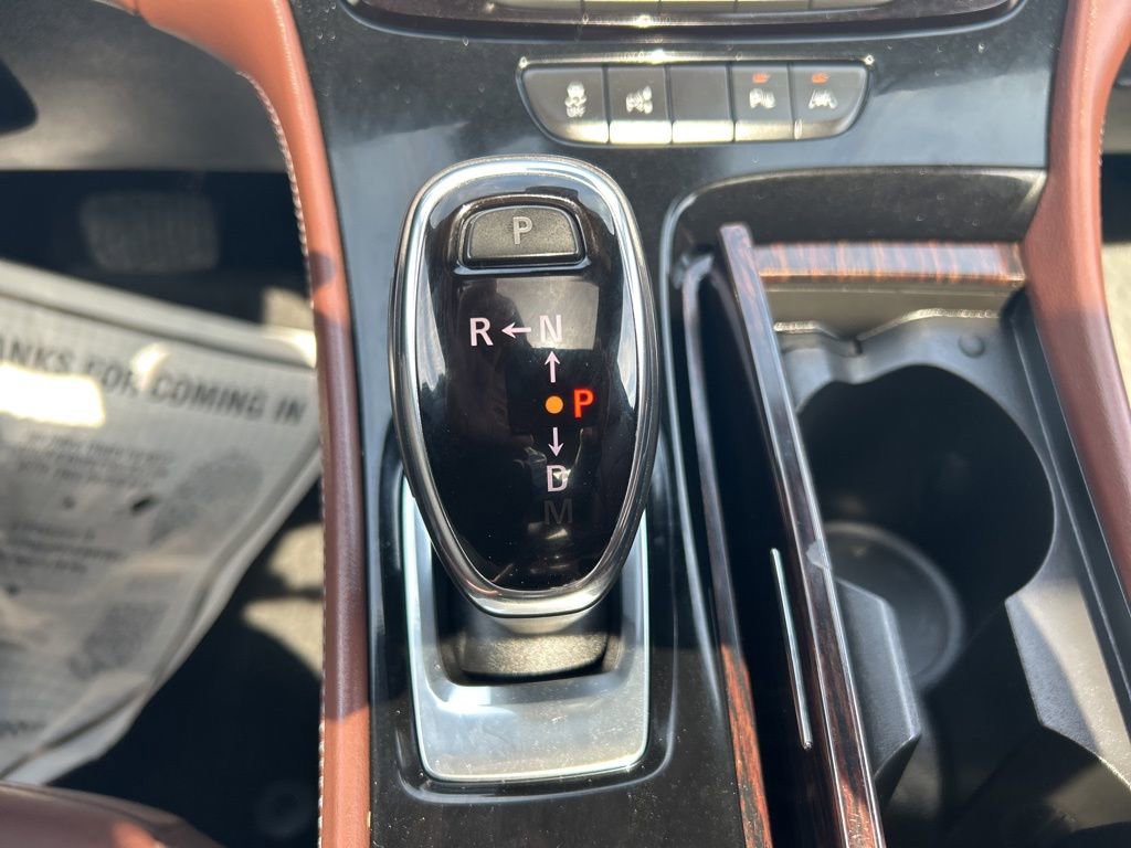 Used 2019 Buick LaCrosse Avenir w/ Driver Confidence Package II image 15