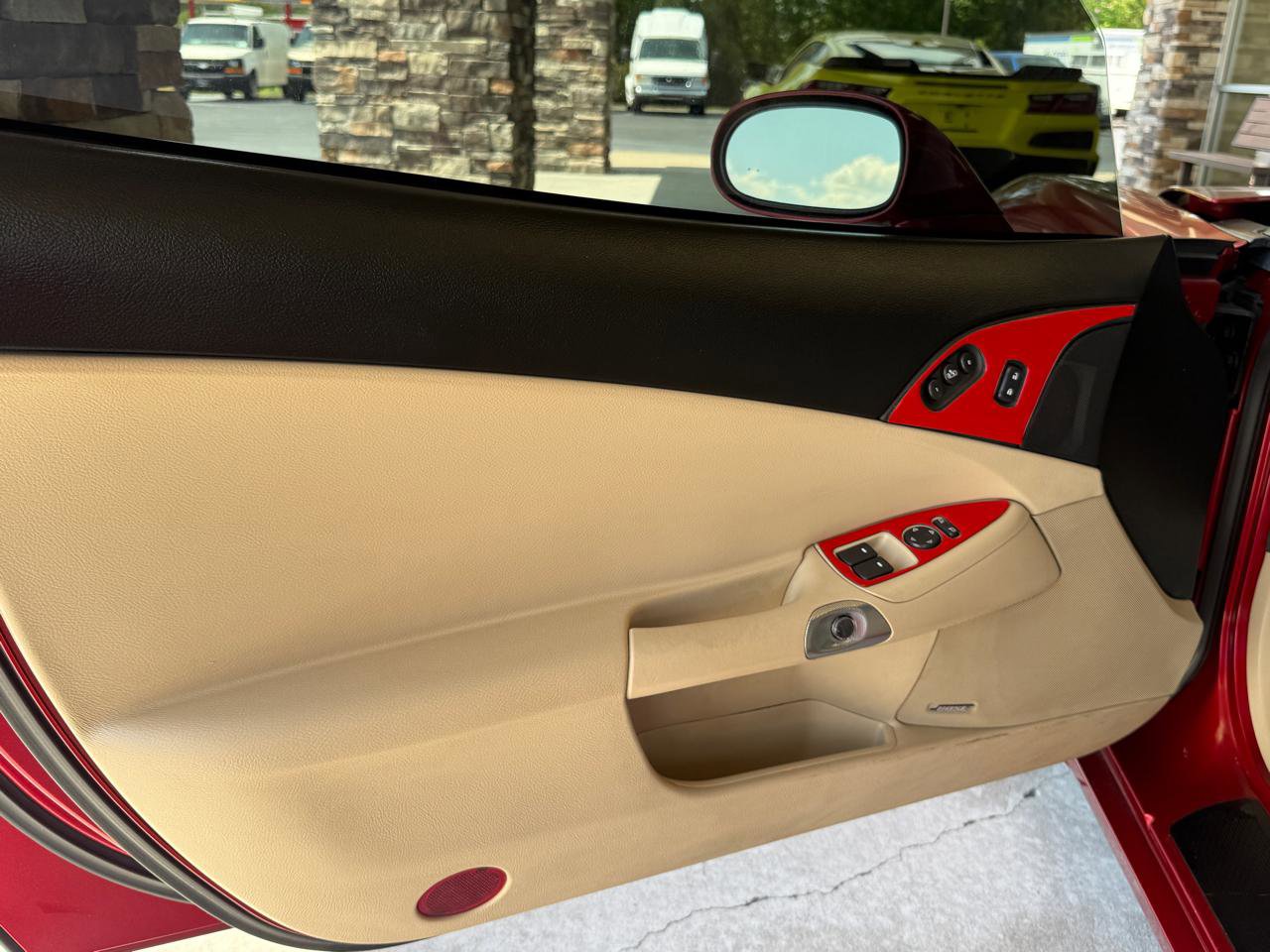 Used 2005 Chevrolet Corvette Coupe w/ Preferred Equipment Group image 8